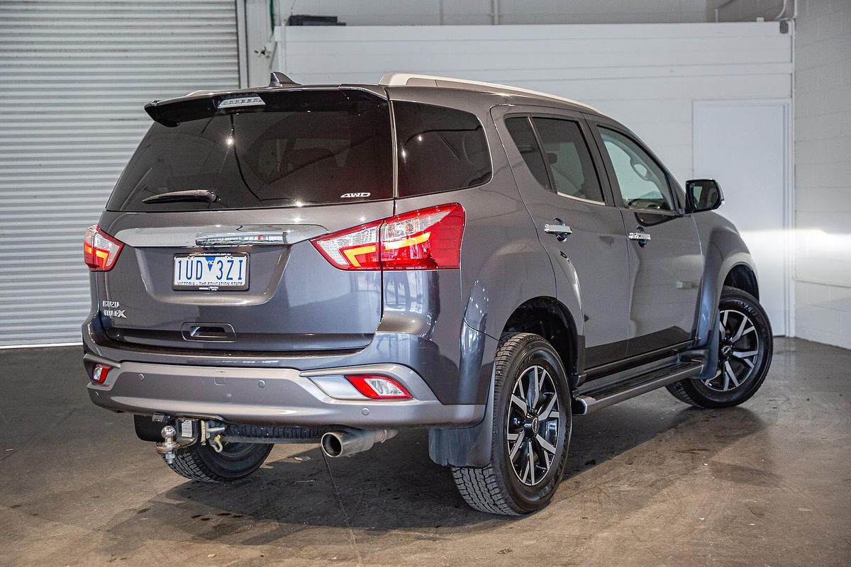 2021 Isuzu MU-X LS-T