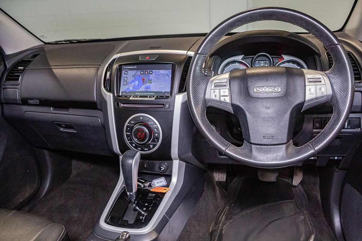 2021 Isuzu MU-X LS-T