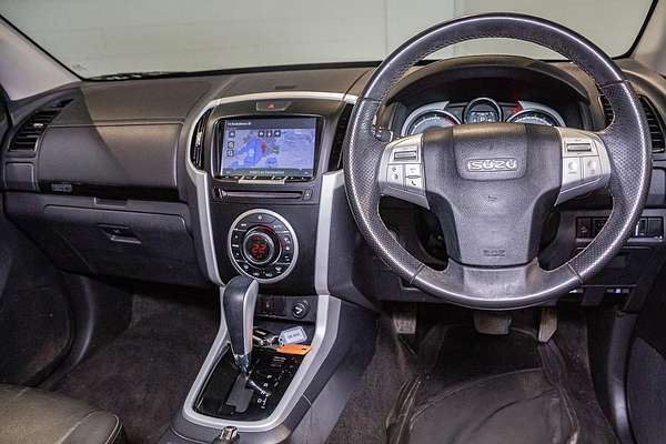 2021 Isuzu MU-X LS-T