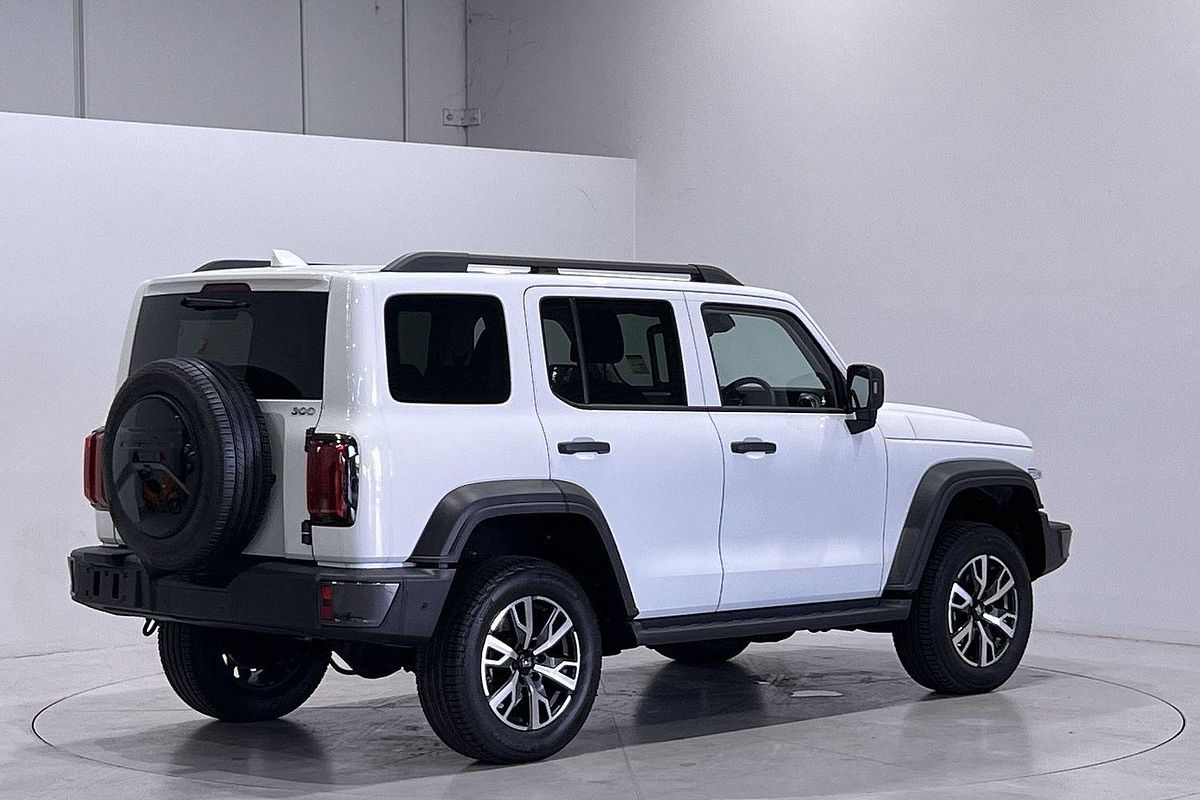2025 GWM Tank 300 Ultra Hybrid P01