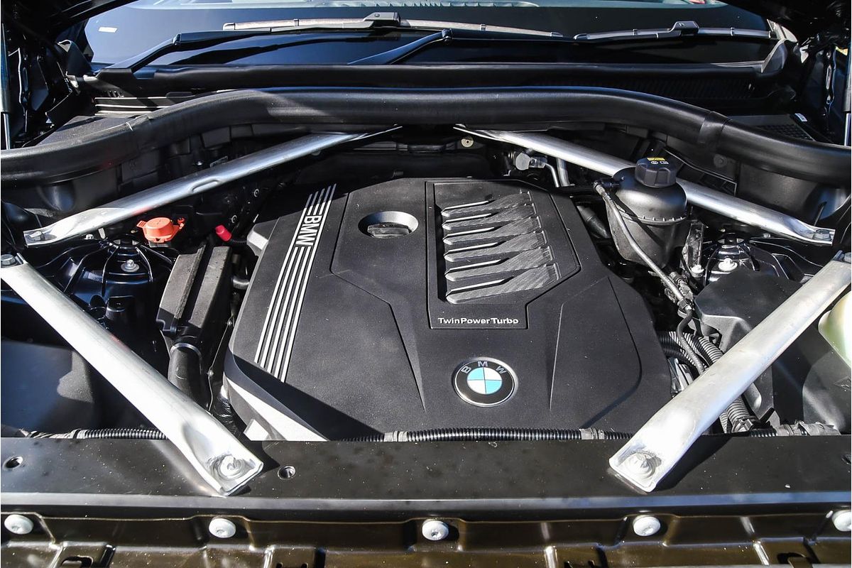 2020 BMW X6 xDrive40i M Sport G06