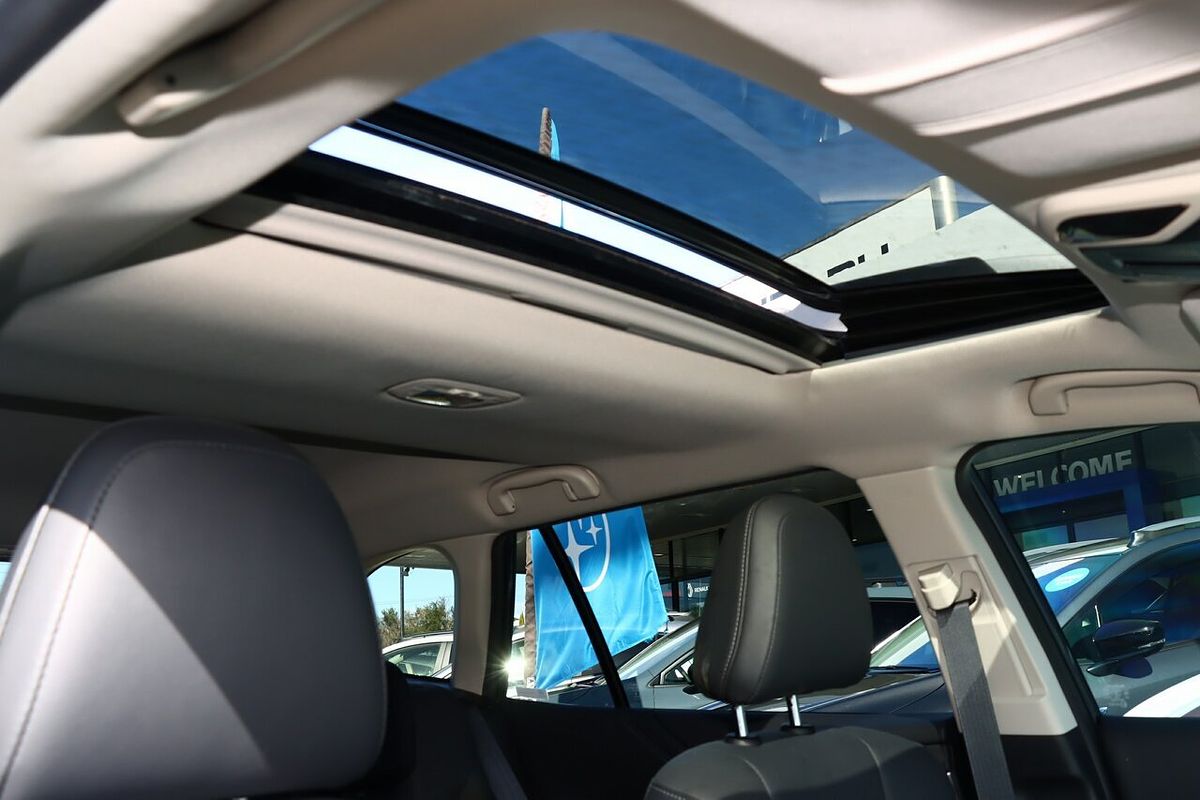 2025 Subaru Outback AWD Touring XT 6GEN