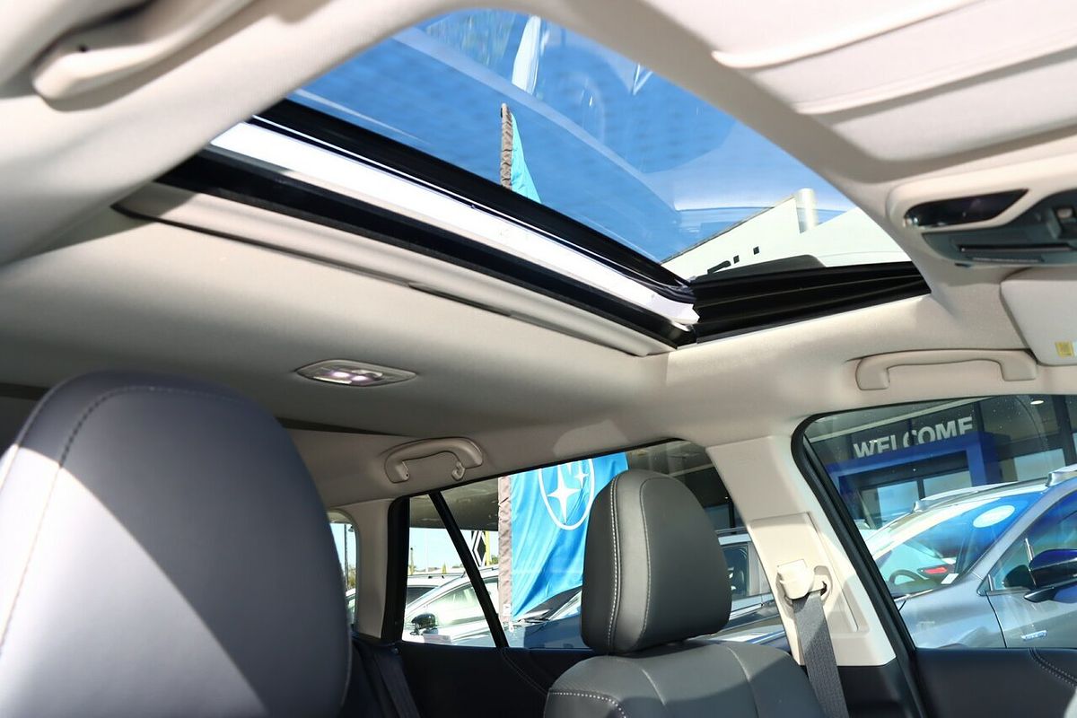 2025 Subaru Outback AWD Touring 6GEN