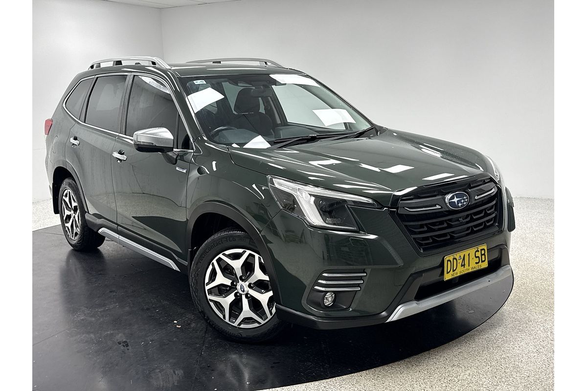 2022 Subaru Forester Hybrid L S5