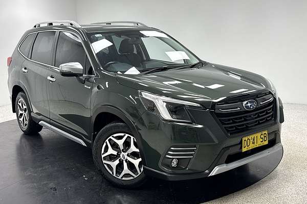 2022 Subaru Forester Hybrid L S5