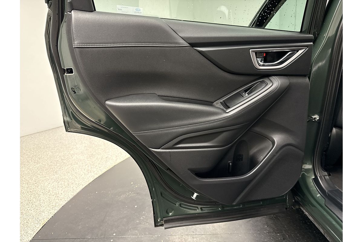 2022 Subaru Forester Hybrid L S5