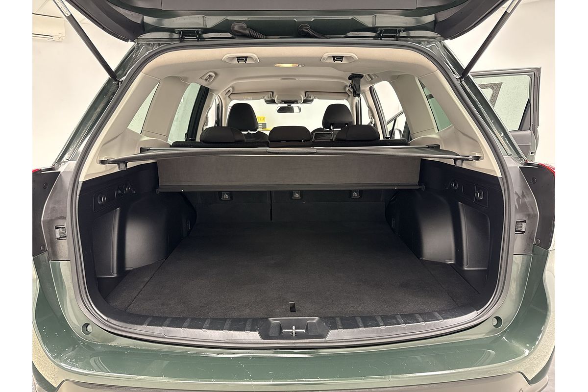 2022 Subaru Forester Hybrid L S5