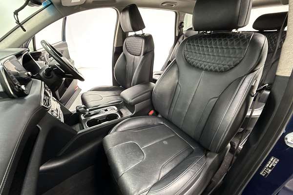 2019 Hyundai Santa Fe Highlander TM.2