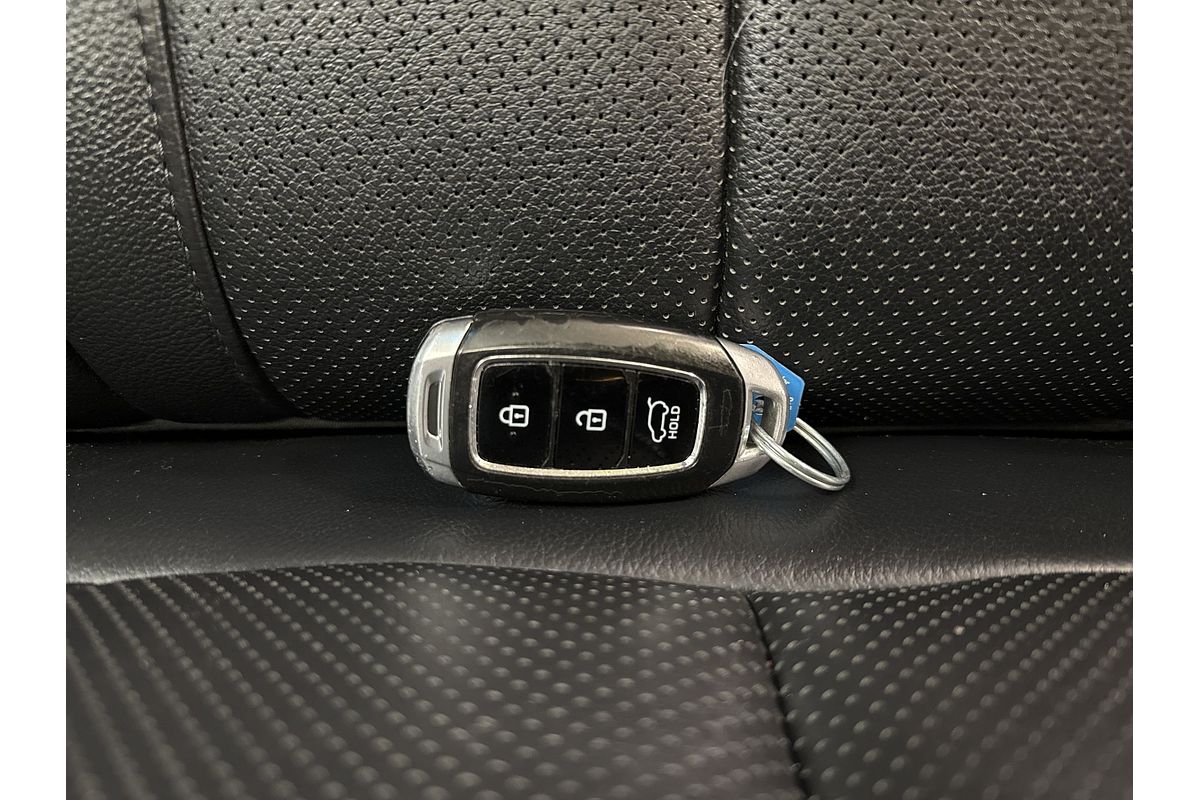 2019 Hyundai Santa Fe Highlander TM.2