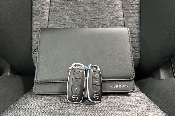 2022 Nissan X-TRAIL ST T33