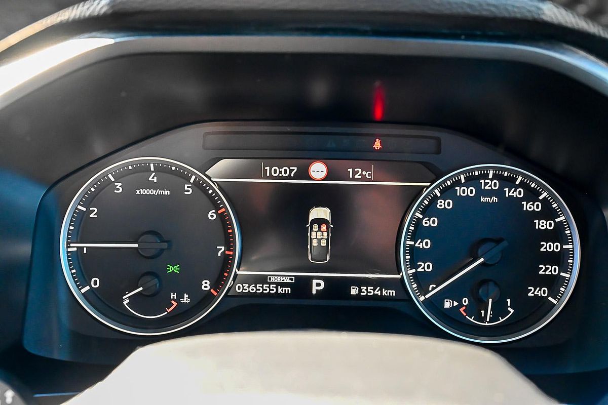2023 Mitsubishi Outlander Black Edition ZM