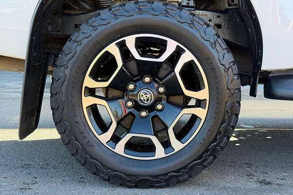 2021 Toyota Hilux SR5 GUN126R 4X4