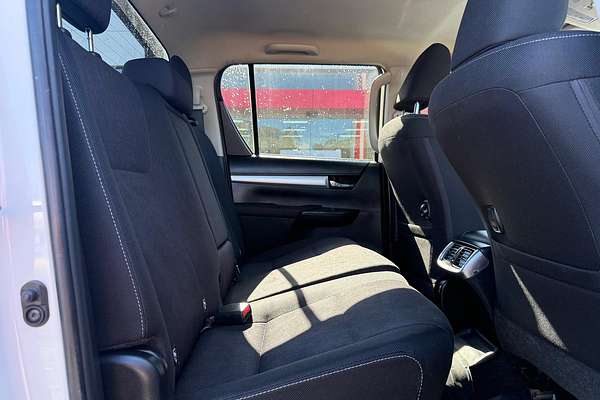 2021 Toyota Hilux SR5 GUN126R 4X4