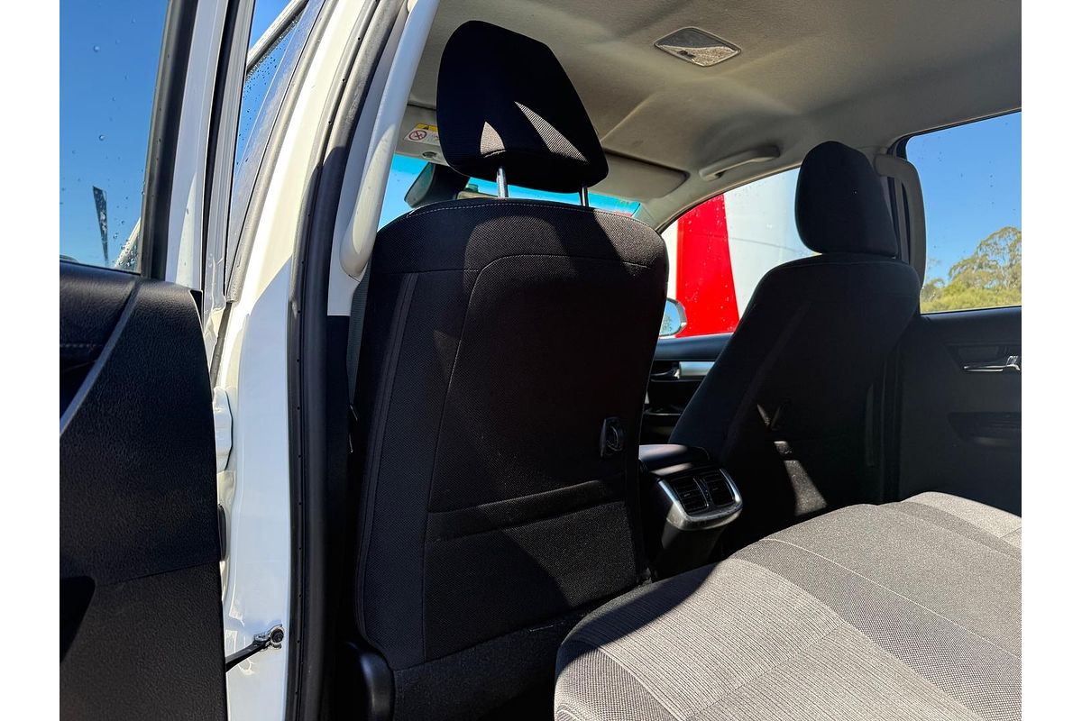 2021 Toyota Hilux SR5 GUN126R 4X4