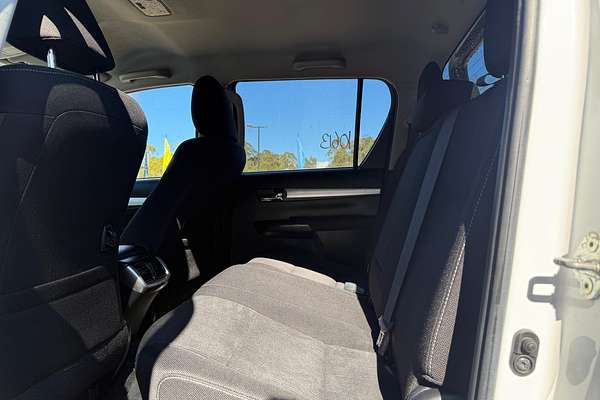 2021 Toyota Hilux SR5 GUN126R 4X4
