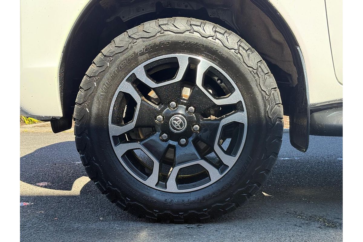 2021 Toyota Hilux SR5 GUN126R 4X4