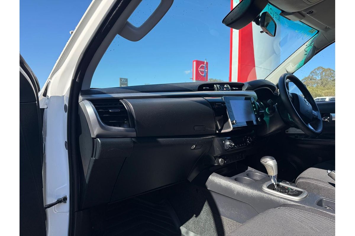 2021 Toyota Hilux SR5 GUN126R 4X4