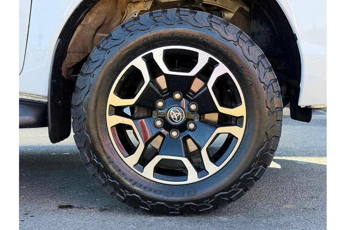 2021 Toyota Hilux SR5 GUN126R 4X4