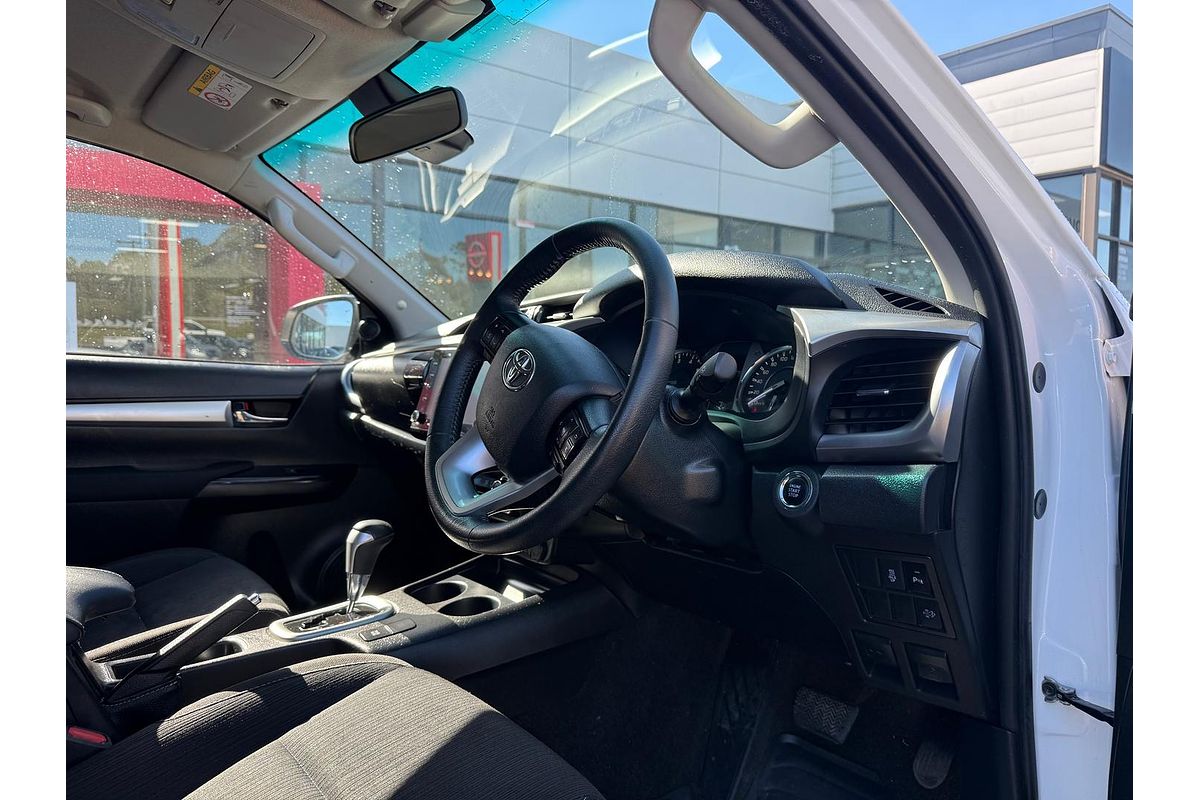 2021 Toyota Hilux SR5 GUN126R 4X4
