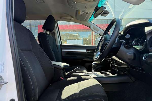 2021 Toyota Hilux SR5 GUN126R 4X4