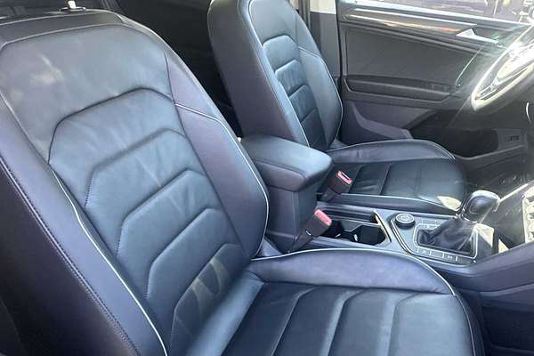 2019 Volkswagen Tiguan SEL Premium
