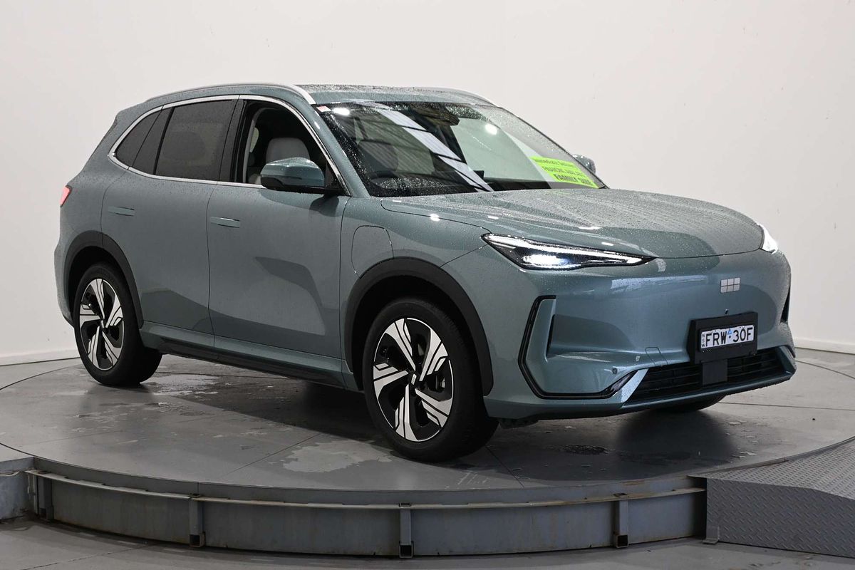 2025 Geely EX5 Inspire E245