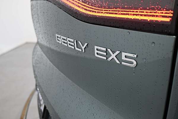 2025 Geely EX5 Inspire E245