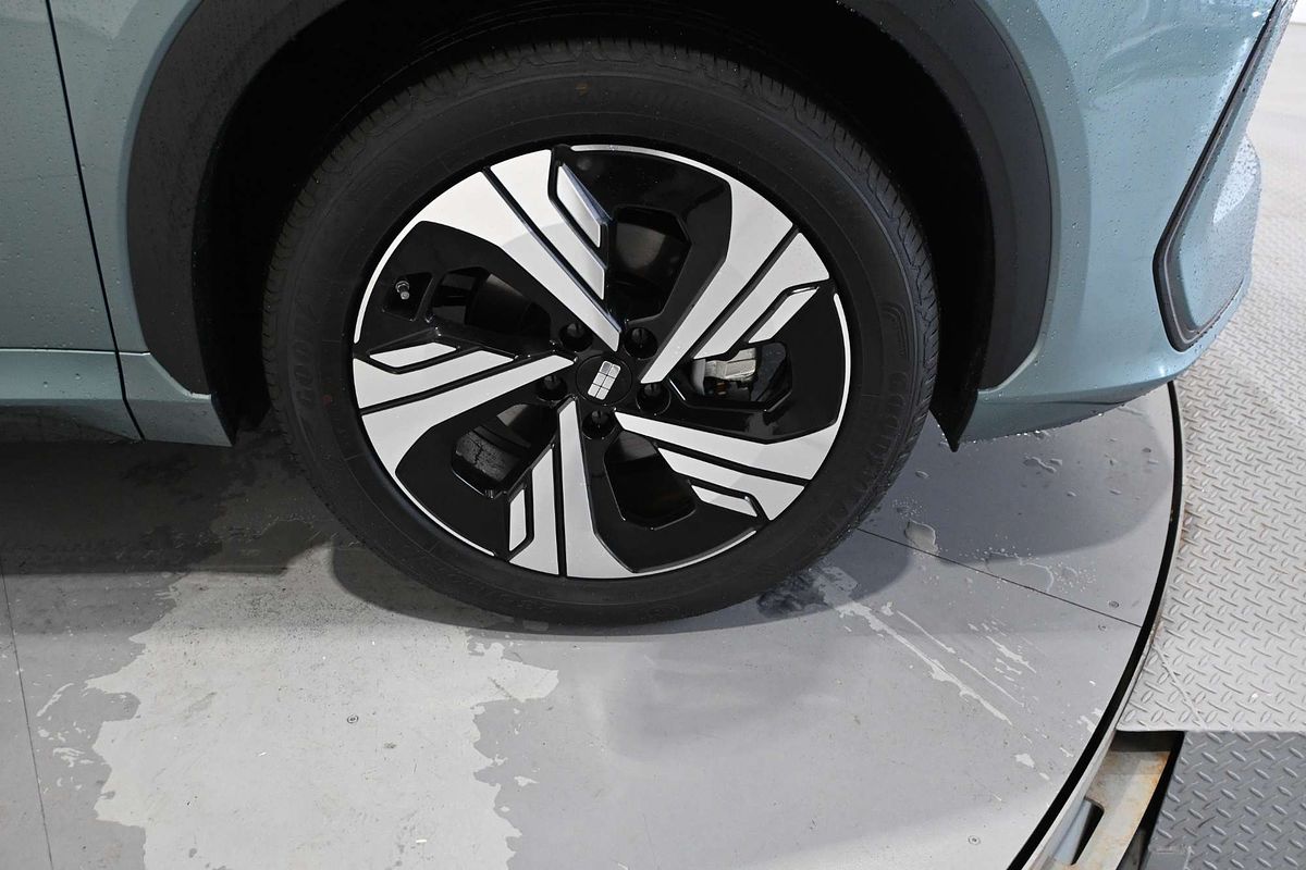 2025 Geely EX5 Inspire E245