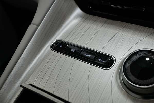 2025 Geely EX5 Inspire E245