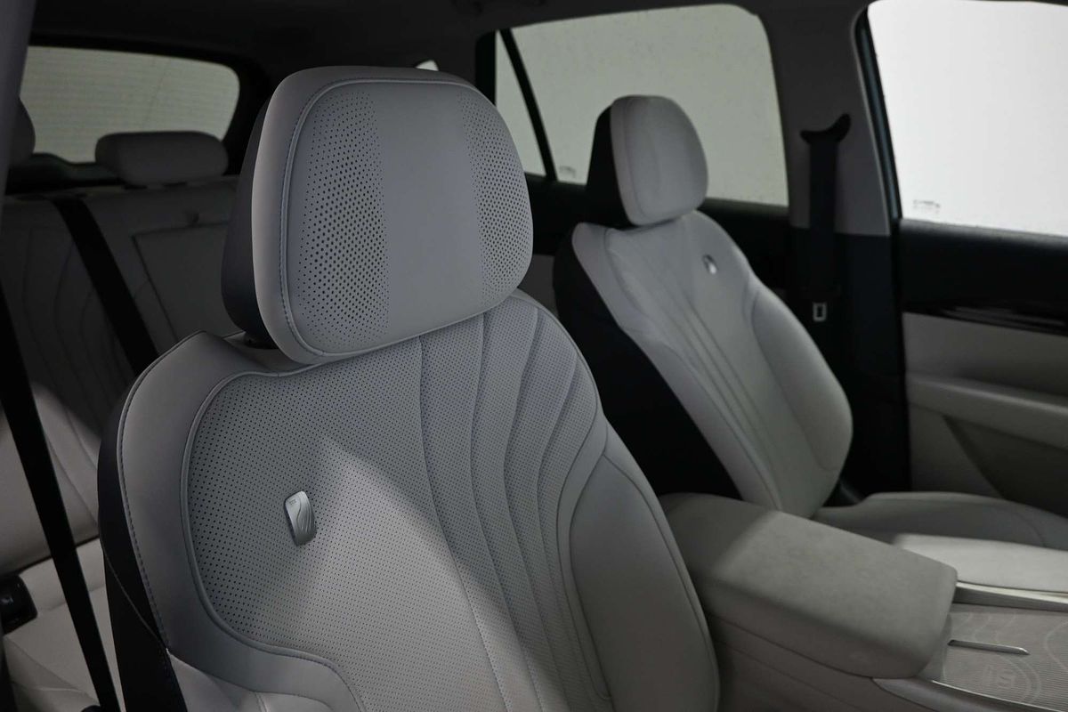 2025 Geely EX5 Inspire E245