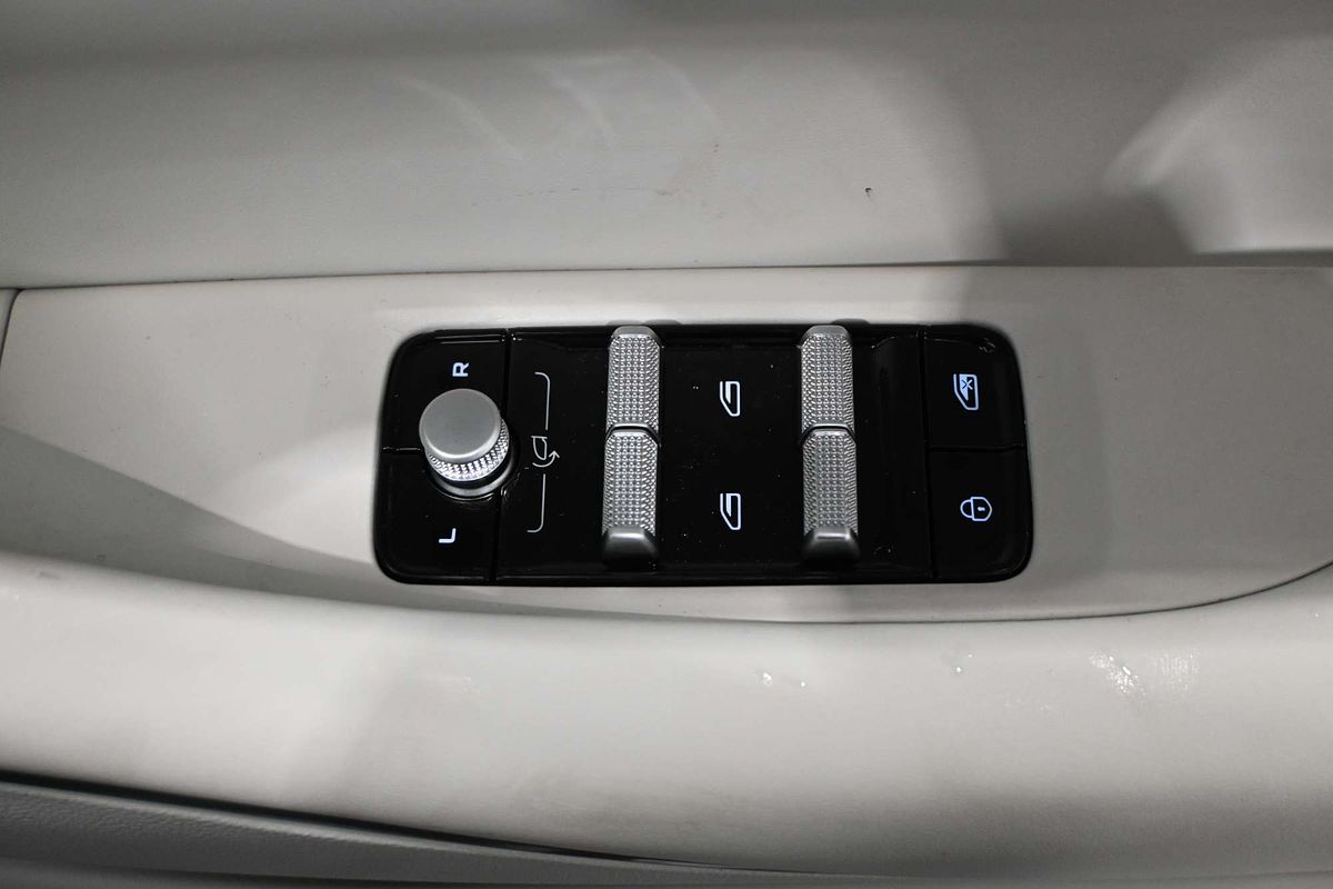 2025 Geely EX5 Inspire E245