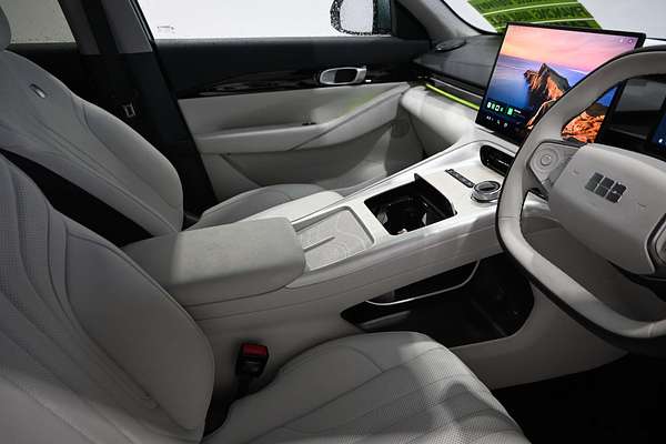 2025 Geely EX5 Inspire E245