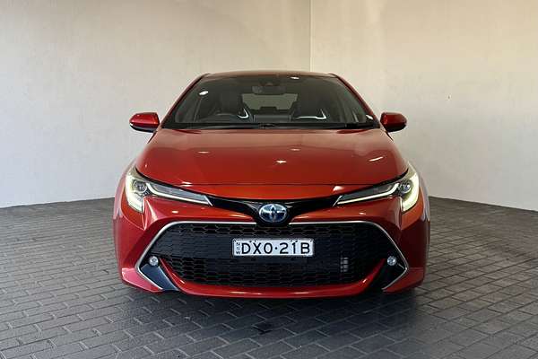 2018 Toyota Corolla ZR Hybrid ZWE211R