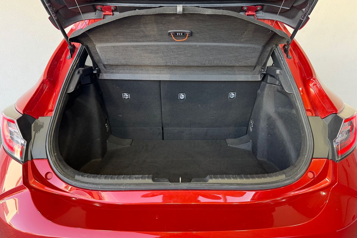 2018 Toyota Corolla ZR Hybrid ZWE211R
