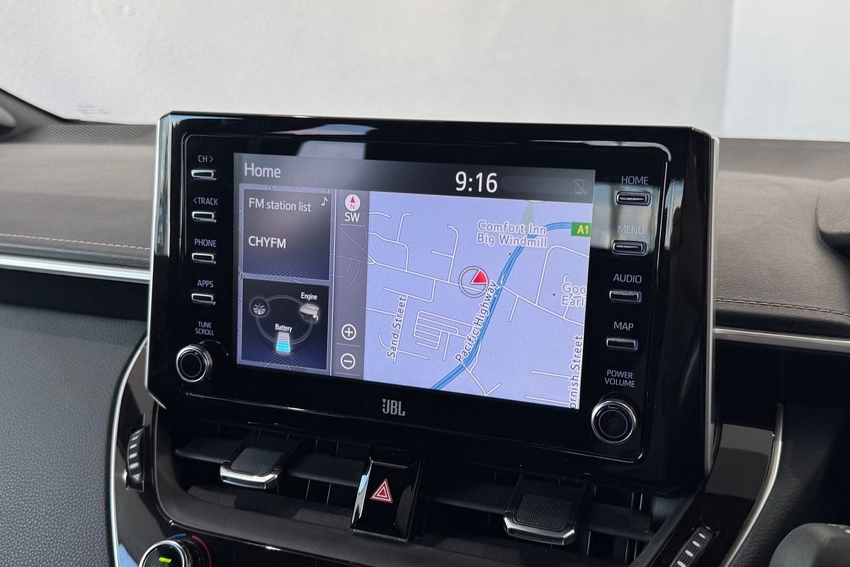 2018 Toyota Corolla ZR Hybrid ZWE211R