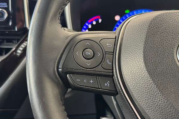2018 Toyota Corolla ZR Hybrid ZWE211R