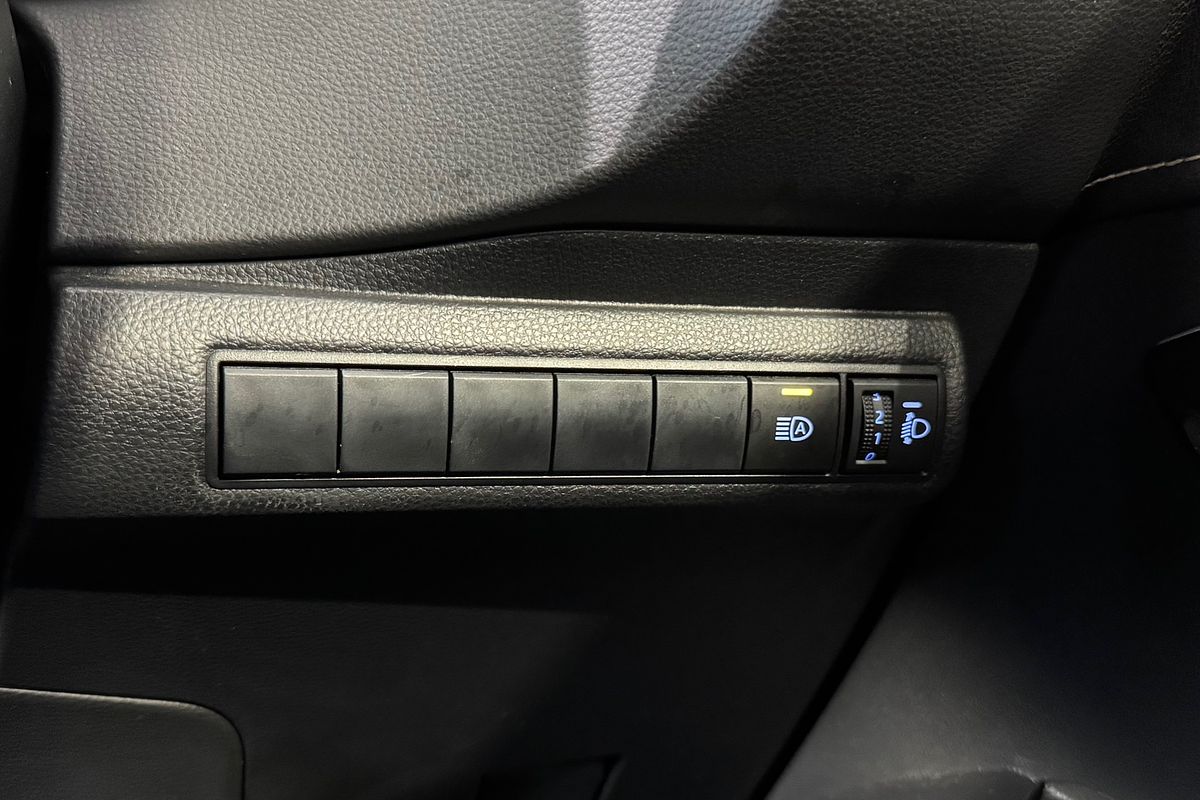 2018 Toyota Corolla ZR Hybrid ZWE211R