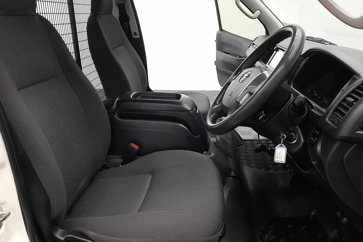 2018 Toyota Hiace KDH221R