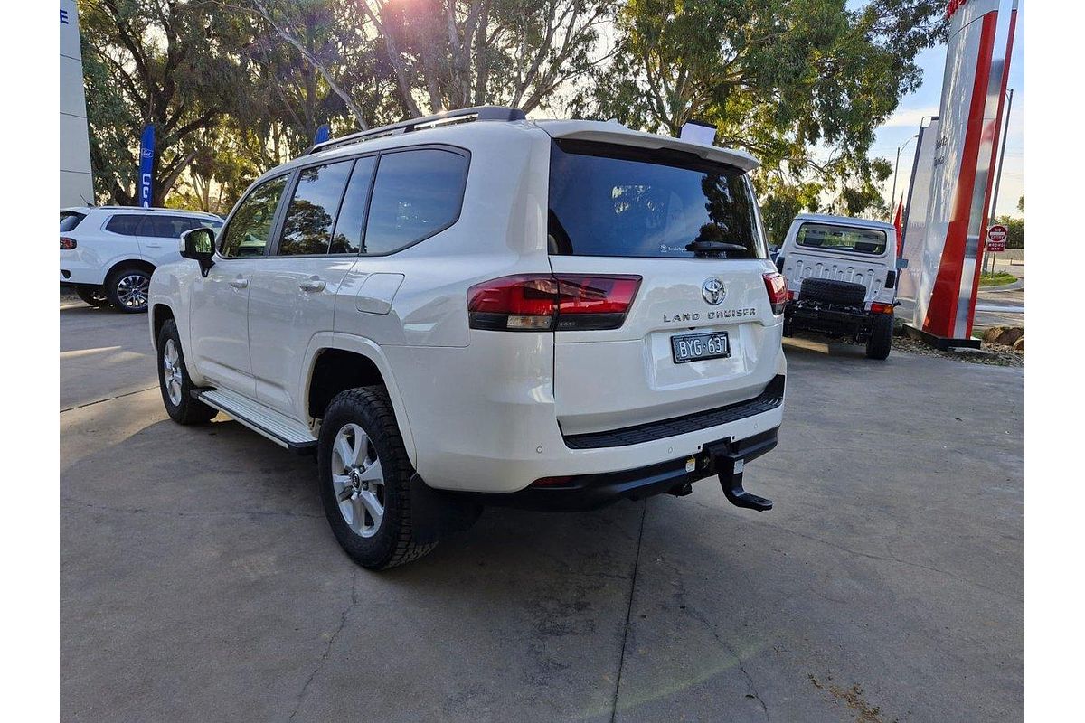 2022 Toyota Landcruiser GXL FJA300R
