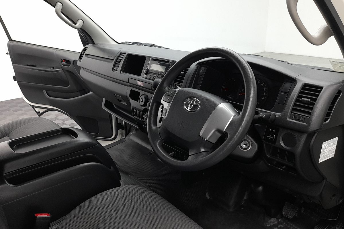 2015 Toyota Hiace Commuter KDH223R ELWB