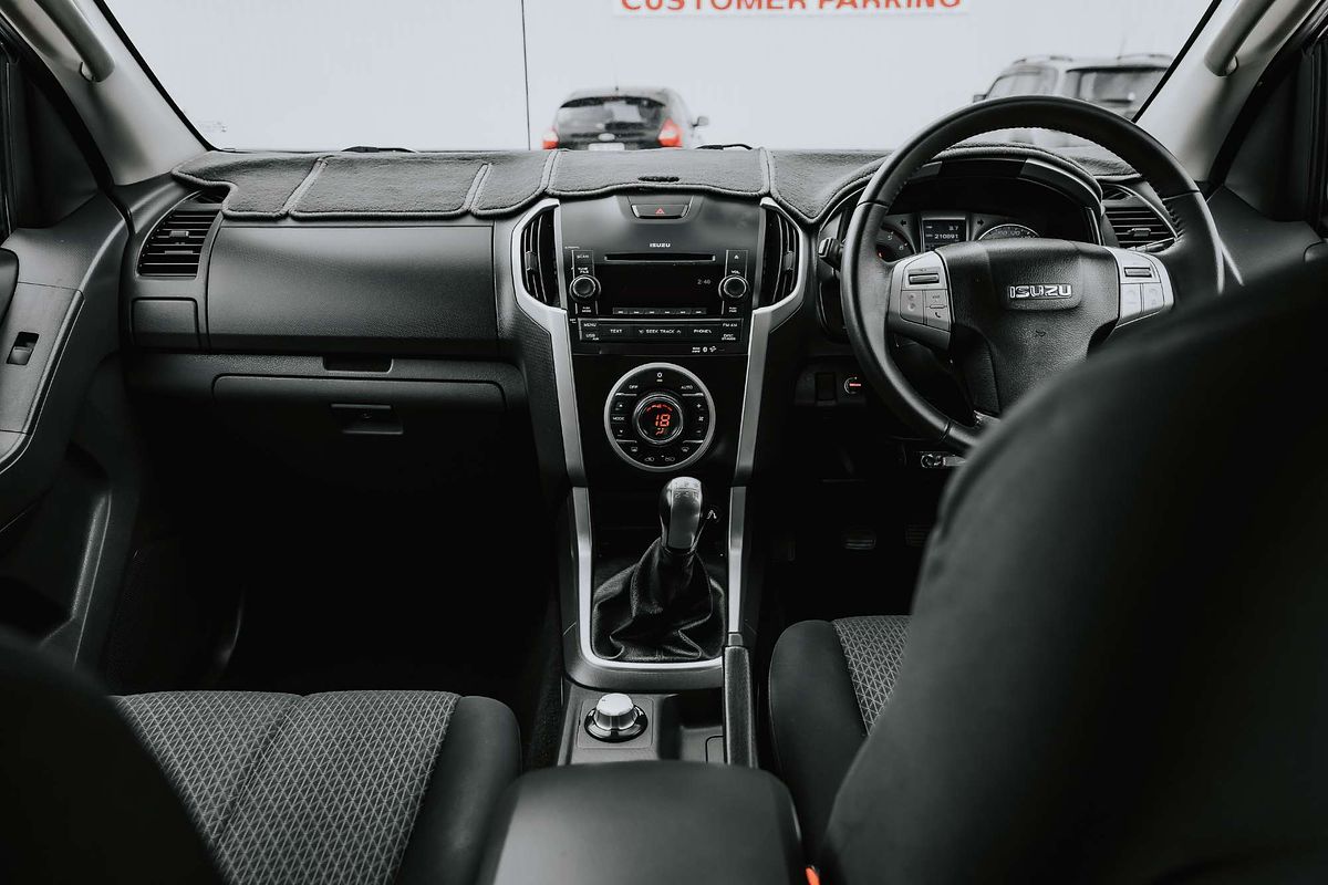 2014 Isuzu MU-X LS-U