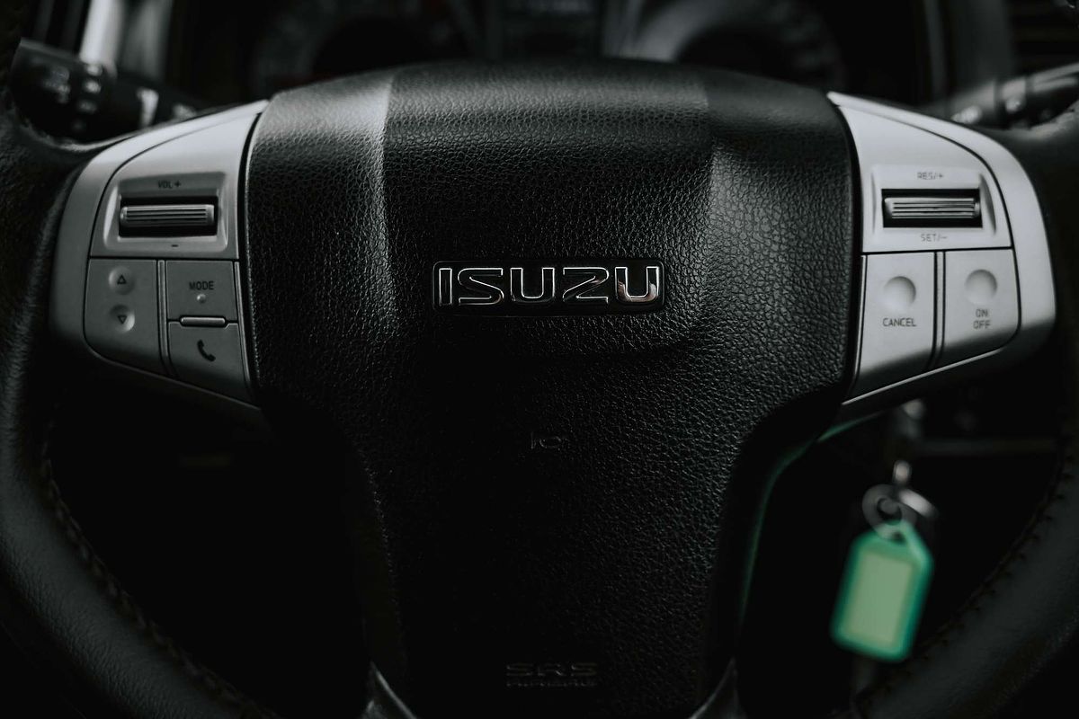 2014 Isuzu MU-X LS-U