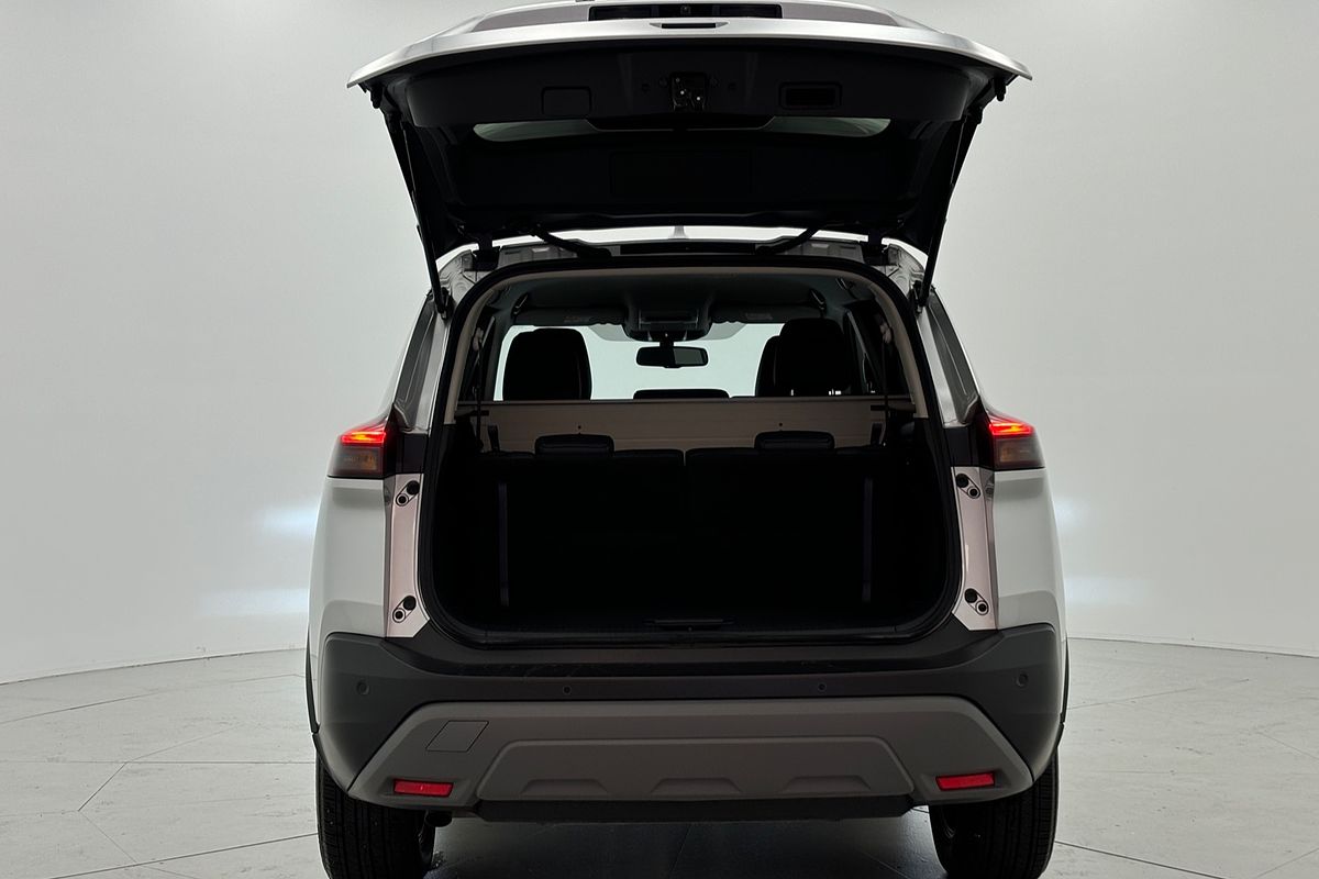 2024 Nissan X-TRAIL ST-L T33