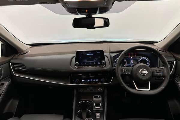 2024 Nissan X-TRAIL ST-L T33