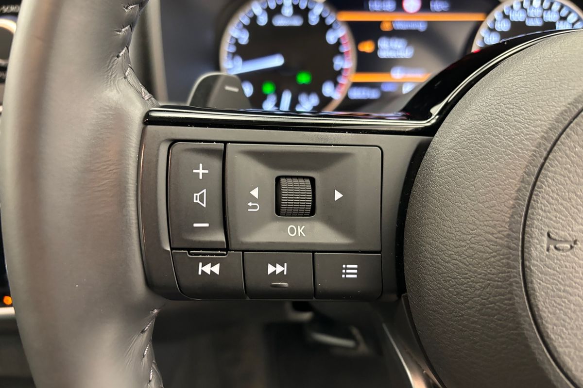 2024 Nissan X-TRAIL ST-L T33