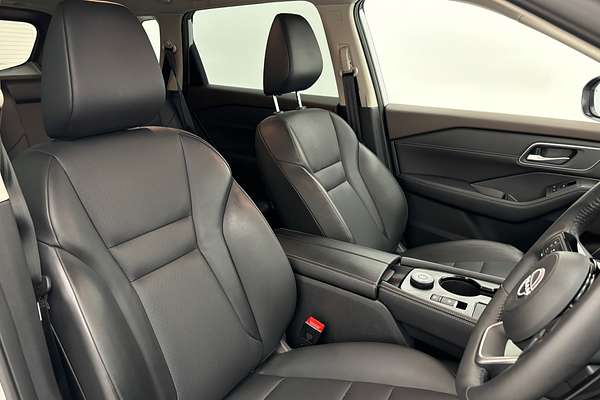 2024 Nissan X-TRAIL ST-L T33