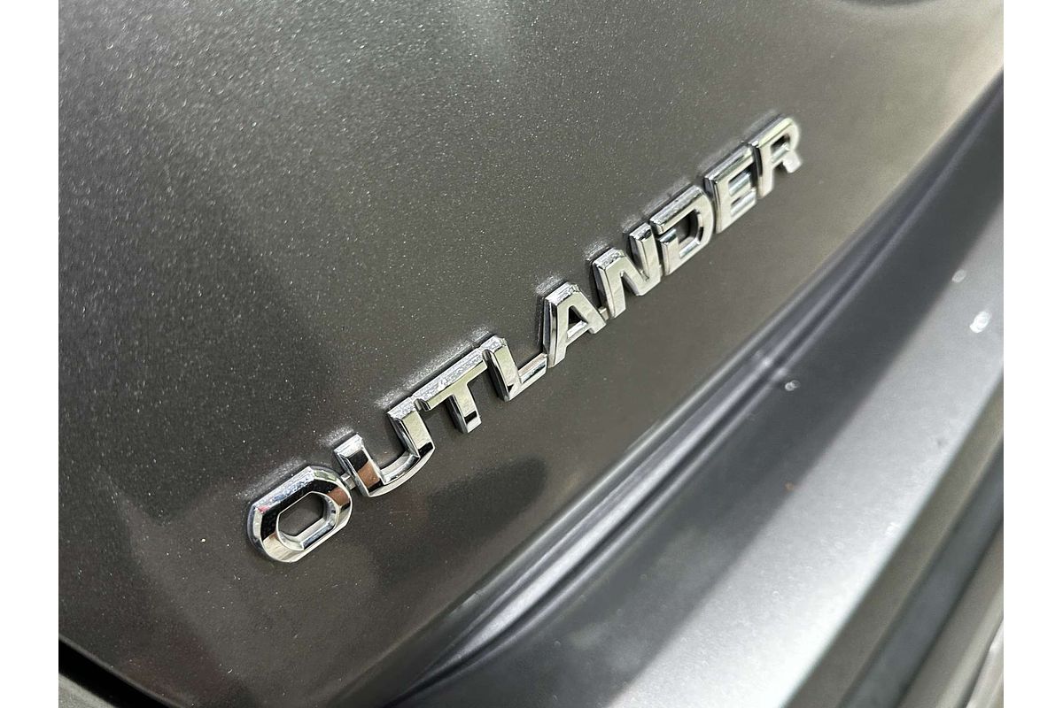 2019 Mitsubishi Outlander LS ZL