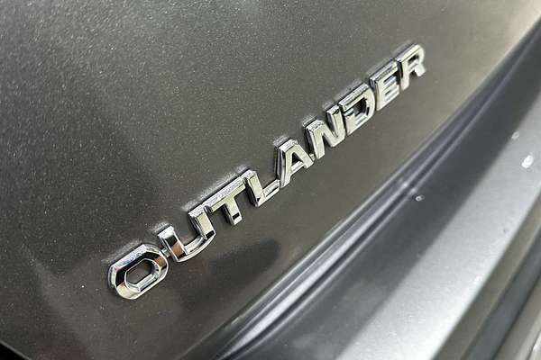 2019 Mitsubishi Outlander LS ZL
