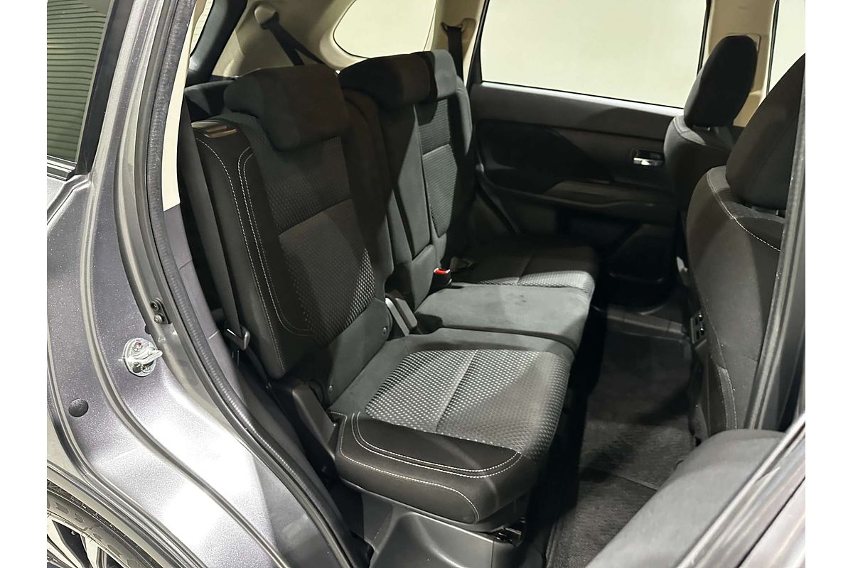 2019 Mitsubishi Outlander LS ZL