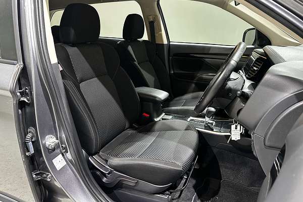 2019 Mitsubishi Outlander LS ZL